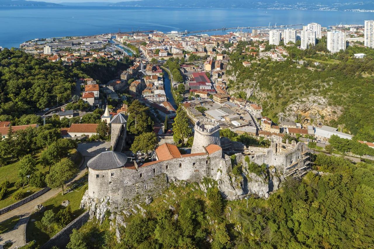 Lux Apartment Sky View Rijeka Ngoại thất bức ảnh
