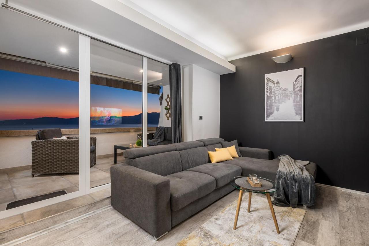 Lux Apartment Sky View Rijeka Ngoại thất bức ảnh
